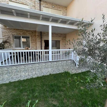 Casa Al Mare, Lura 3 Gjiri I Lalzit *