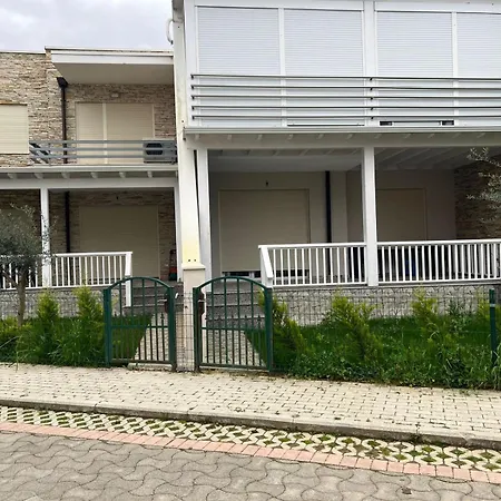 بيت للعطل Casa Al Mare, Lura 3 Gjiri I Lalzit